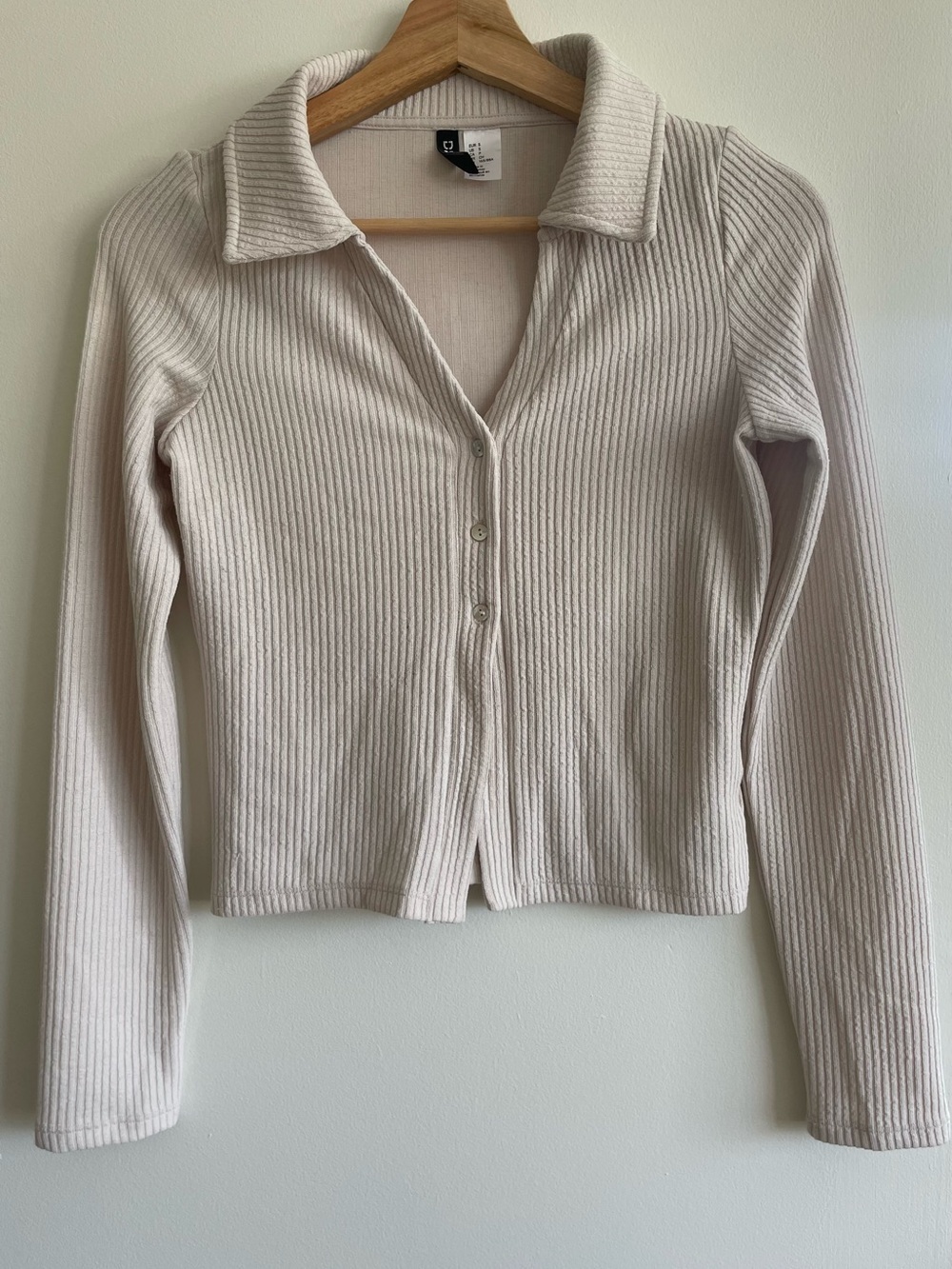 H&M Ribbed V-Neck Button-Front Top - Cream